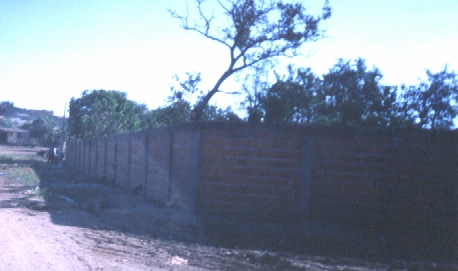 Muros frente e lateral esquerda