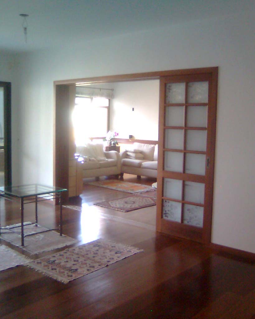 Sala do apartamento.